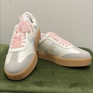 MIA White Sneakers with Pink Laces and Gum Sole NWOT